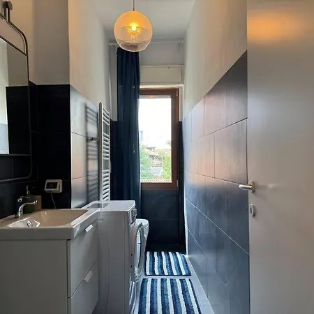 Adamand S House Mediolan